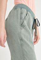 Bayan Yeşil Beli Lastikli Jogger Pantolon
