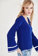 Bayan Mavi V Yaka Kol Detaylı Kazak