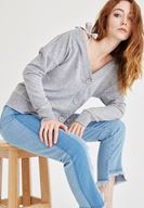 Bayan Gri Omuz Detaylı Simli Hırka