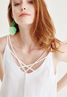 Bayan Beyaz Yakası Biye Detaylı Bluz