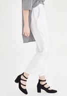 Bayan Beyaz Volan Detaylı Pantolon