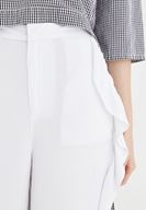 Bayan Beyaz Volan Detaylı Pantolon