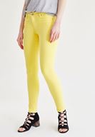 Bayan Sarı Düşük Bel Dar Paça Pantolon