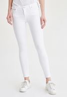 Bayan Beyaz Düşük Bel Dar Paça Pantolon