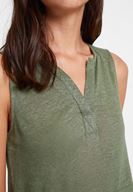 Bayan Yeşil Keten V Yaka Tişört