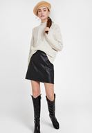 Bayan Krem Boğazlı Örgülü Kazak