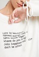 Bayan Krem Uzun Kollu Yazı Detaylı Sweatshirt