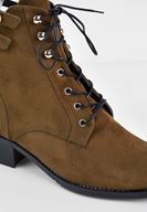 Bayan Yeşil Tokalı Bağlama Detaylı Bot