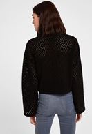 Bayan Siyah Kolları Bol Delik Detaylı Triko