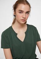 Bayan Yeşil Yumuşak Dokulu V Yaka Bluz