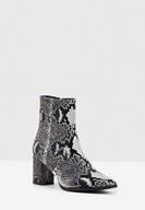 Bayan Siyah Yılan Derisi Desenli Topuklu Bot