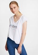 Bayan Beyaz Çiçek Baskılı V Yaka Tişört
