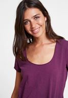Bayan Mor U Yaka Detaylı Basic Tişört