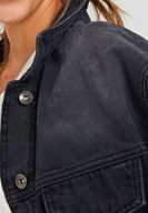 Bayan Siyah Cep Detaylı Kısa Denim Ceket