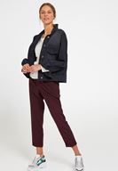 Bayan Siyah Cep Detaylı Kısa Denim Ceket