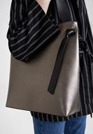 Bayan Siyah İki Renkli Askılı Çanta