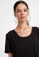 Bayan Siyah U Yaka Basic Modal Karışımlı Tişört