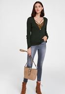 Bayan Yeşil Düğme Detaylı Uzun Kollu Hırka