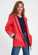 Bayan Kırmızı İçi Çizgi Desenli Yağmurluk