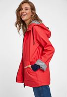 Bayan Kırmızı İçi Çizgi Desenli Yağmurluk