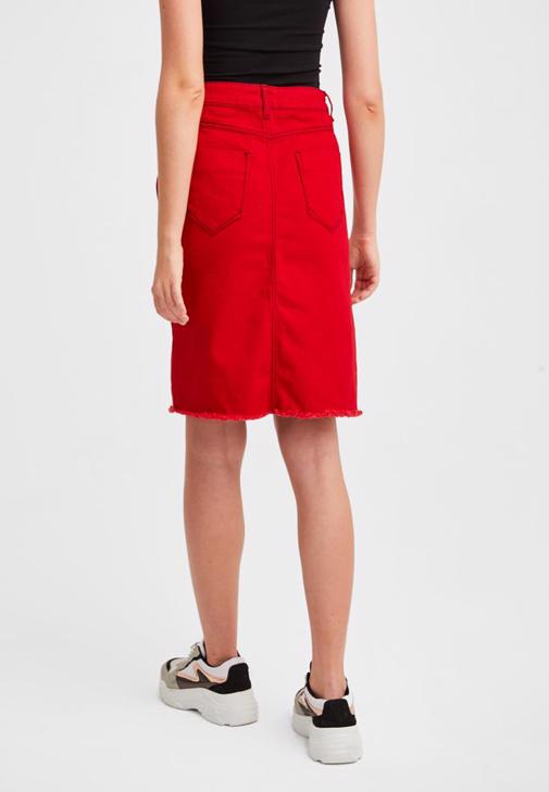 Yırtmaç Detaylı Etek ve Fırfırlı Bluz Kombini