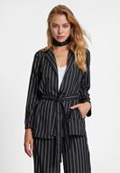 Bayan Çok Renkli Çizgi Desenli Beli Bağlamalı Ceket