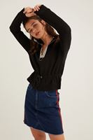 Bayan Siyah Yakası Fermuar Detaylı Sweatshirt