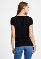 Bayan Siyah Baskı Detaylı Kısa Kollu Tişört