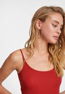 Bayan Kırmızı İnce Askılı Pamuk Atlet