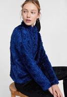 Bayan Lacivert Boğazlı Tüy Detaylı Triko