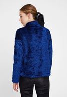 Bayan Lacivert Boğazlı Tüy Detaylı Triko