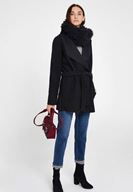 Bayan Siyah Kemer Detaylı İnce Yün Kaban