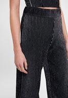 Bayan Siyah Çizgili Parlak Detaylı Pantolon