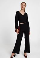 Bayan Siyah Bağlama Detaylı Kruvaze Kesim Bluz