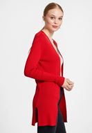 Bayan Kırmızı Yakası Kesik Detaylı Hırka