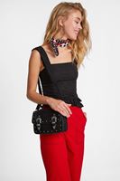 Bayan Siyah Fırfır Detaylı Dokulu Bluz