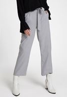 Bayan Gri Beli Bağlamalı Cep Detaylı Bol Pantolon