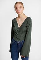 Bayan Yeşil Büzgülü Flare Kol Bluz