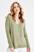 Bayan Yeşil V Yaka Sırt Detaylı Triko