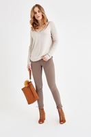 Bayan Gri V Yaka Sırt Detaylı Triko