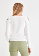 Bayan Krem Omuzları Nakışlı Triko