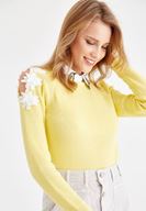 Bayan Sarı Omuzları Nakışlı Triko