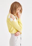 Bayan Sarı Omuzları Nakışlı Triko