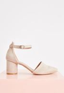 Bayan Krem Toka Detaylı Yuvarlak Topuklu Ayakkabı