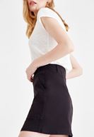 Bayan Siyah Önü Düğme Detaylı Mini Etek