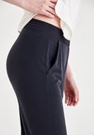 Bayan Siyah Yumuşak Dokulu Büzgü Detaylı Pantolon