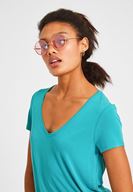 Bayan Yeşil Yumuşak Dokulu V Yaka Basic Tişört