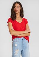 Bayan Kırmızı V Yaka Kısa Kollu Pamuk Tişört