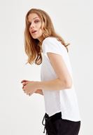 Bayan Beyaz U Yaka Basic Tişört