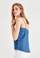 Bayan Mavi Önü Bağlama Detaylı Askılı Jean Bluz
